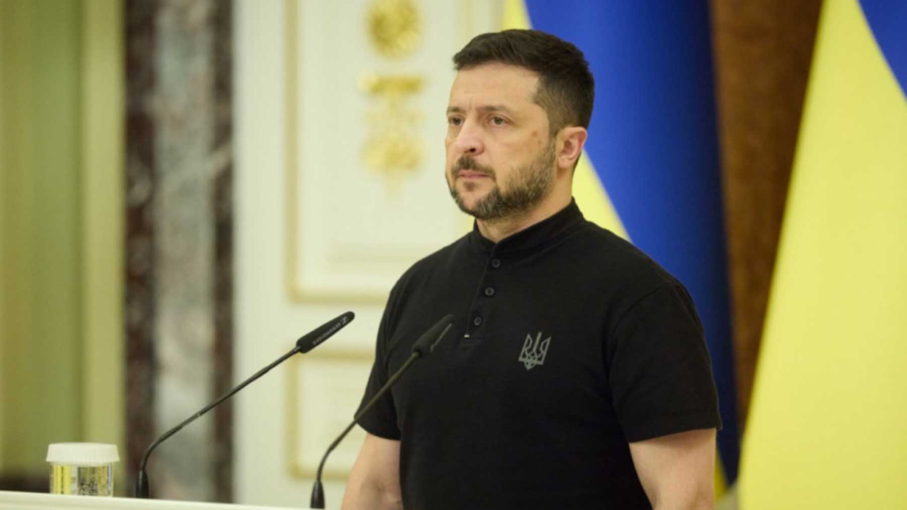 Президннт пояснив, чому чоловікам 18–22 років дозволили виїзд за кордон