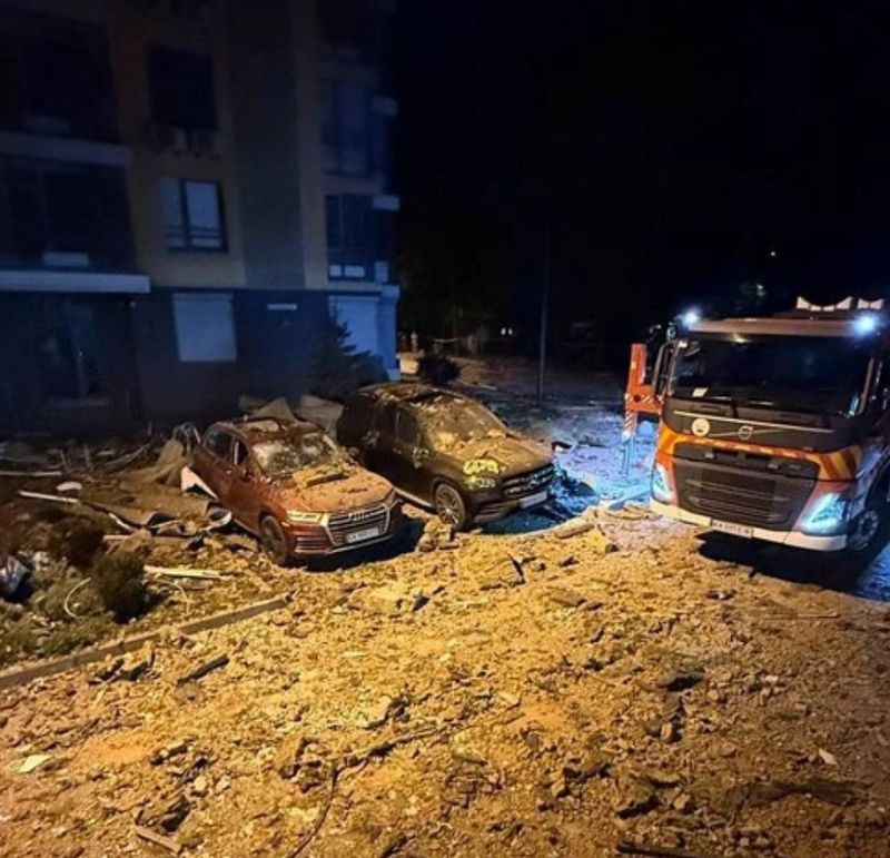 Судаков показав наслідки прильоту “Шахеда” у його будинок