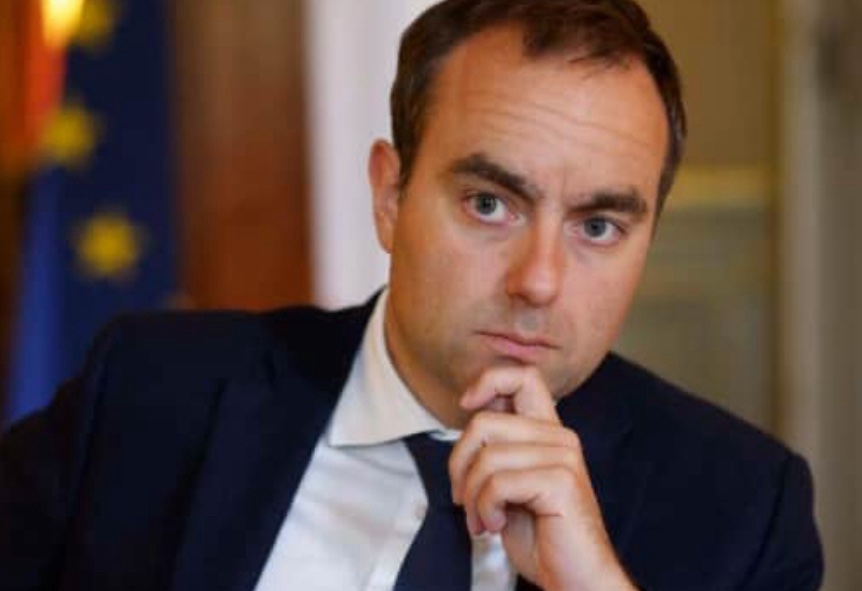 Макрон призначив новим премʼєром Франції міністра оборони