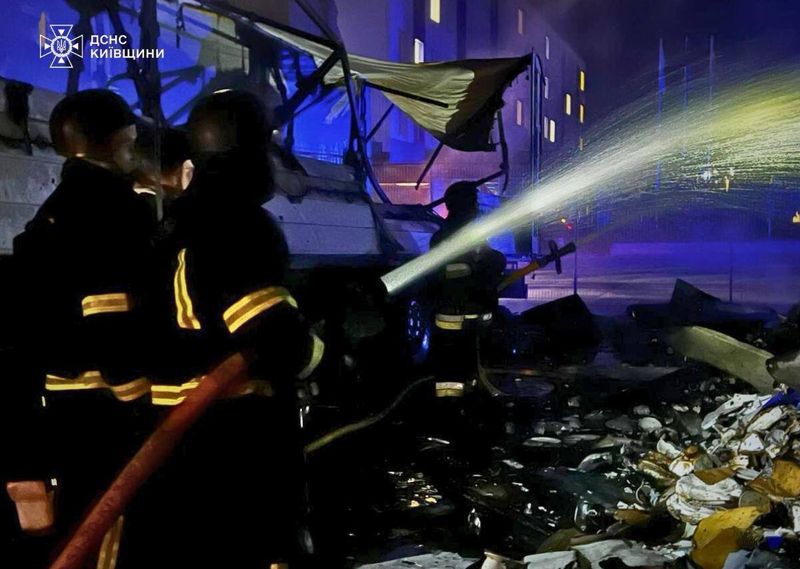 На Київщині ворог повторно атакував об’єкт, на якому працювали рятувальники