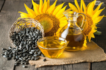 Українців закликали робити запаси продуктів