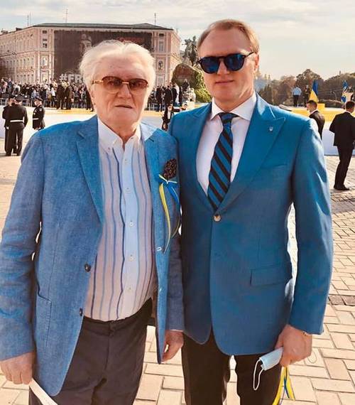 Відомих українських артистів звинуватили в піратстві