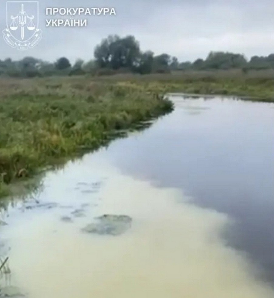 У Хмельницькому відкрили кримінальне провадження через забруднення Південного Бугу.