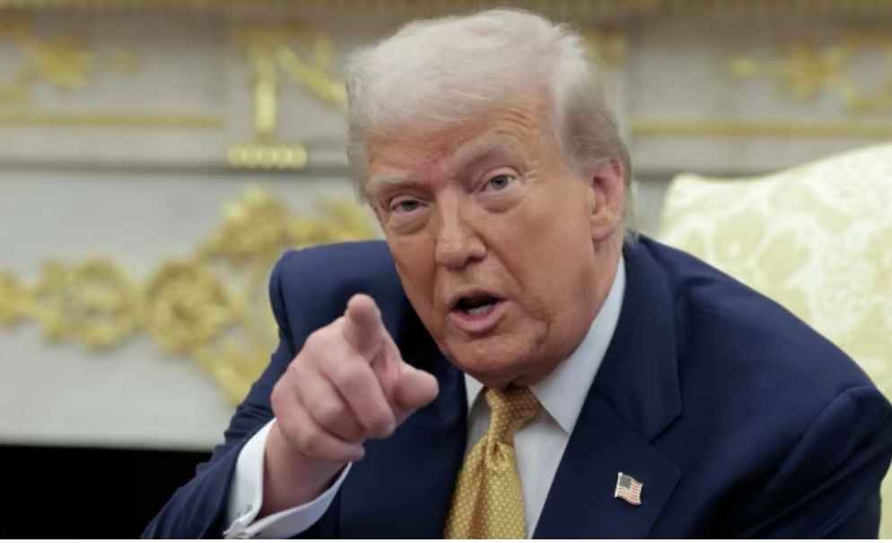 Трамп несподівано заявив, що Україна зможе повернути всі території і, “може, навіть піти далі”