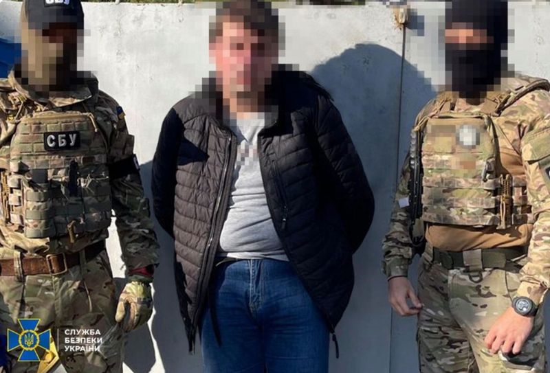 Медбрат корегував російські удари