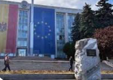 У Молдові заявили про затримання чоловіків з піротехнікою, що готували заворушення