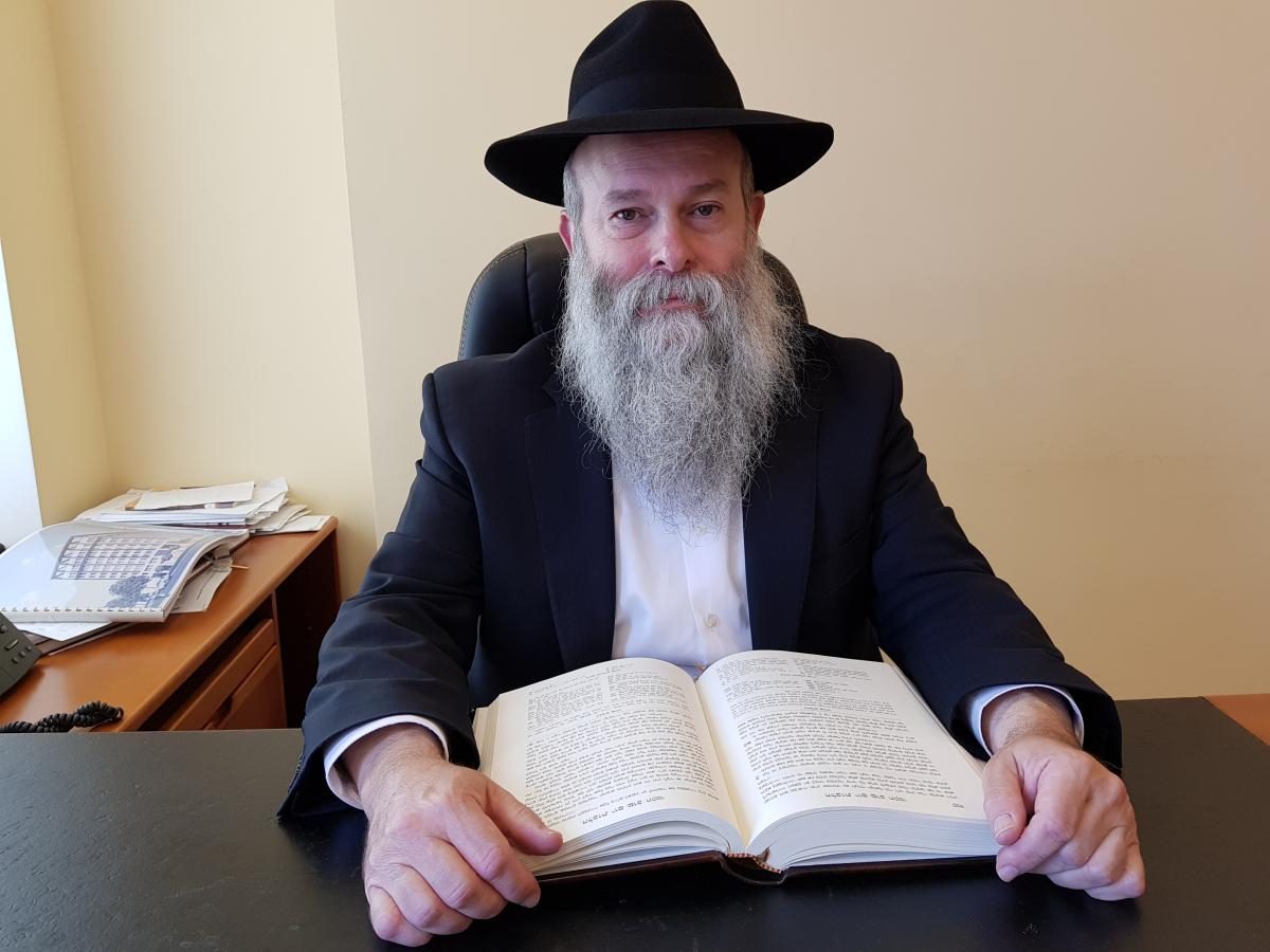 – Війна закінчиться до 15 січня 2026 року, – головний рабин Дніпра Шмуель Камінецький