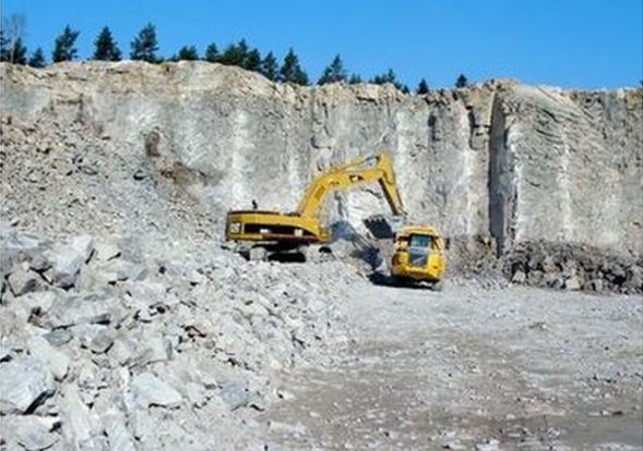 Сьогодні на Вінниччині підриватимуть кар’єр