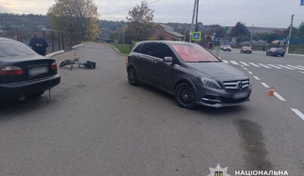 Поліція Вінниччини розслідує обставини двох ДТП, в яких травмувались водій електровелосипеда та пішохід