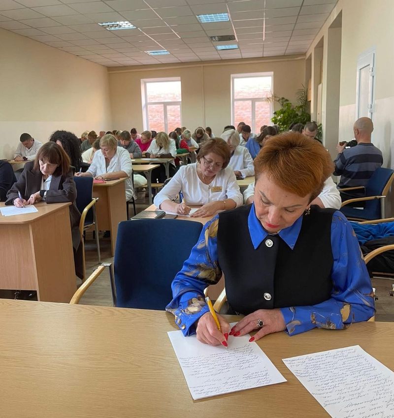 У вінницькій обласній лікарні також писали Всеукраїнський диктант