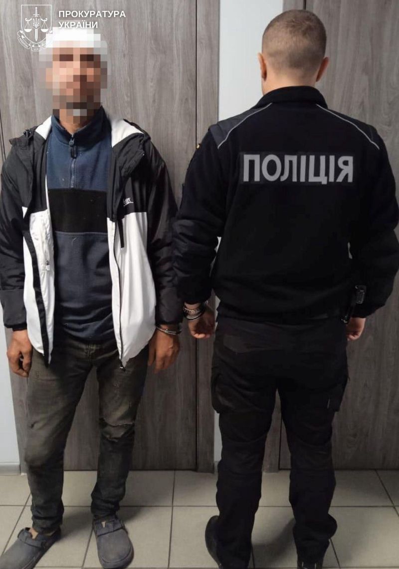 Прийшов на розбірки і кинув гранату у будинок