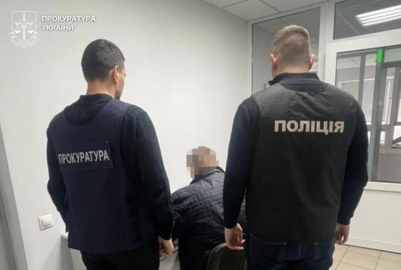 Директор завдав збитків державі на майже 760 тис. грн