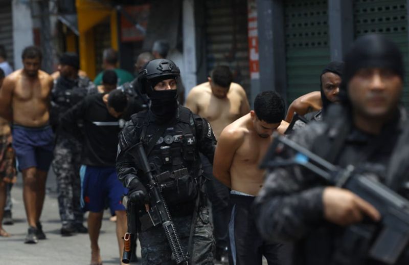 Влада Бразилії оголосила війну “Червоній команді” наркокартелів 