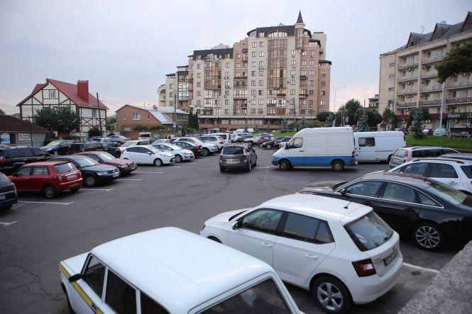 У Вінниці стартувало опитування жителів щодо проблем паркування