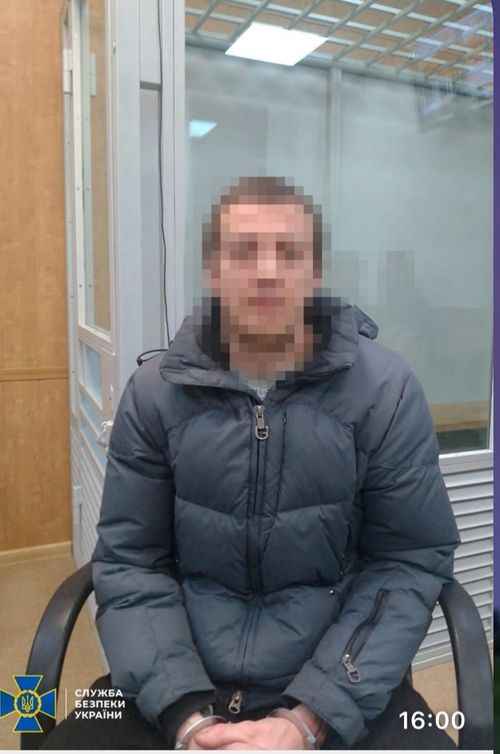 Завербувала «кротом» співмешканка