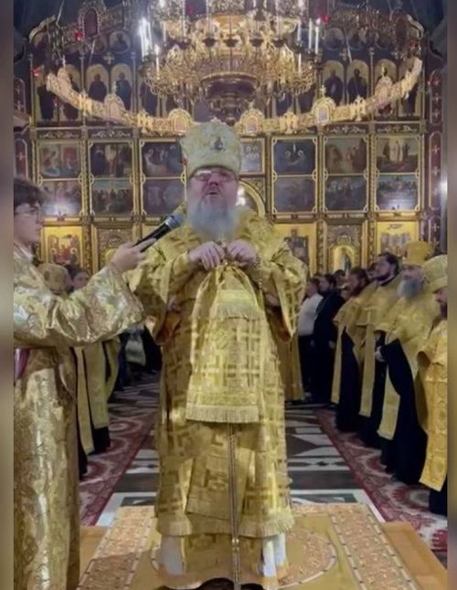 Нікіта з МП критикує монахів Афону за урочистий прийом митрополита ПЦУ Епіфанія на Афоні.