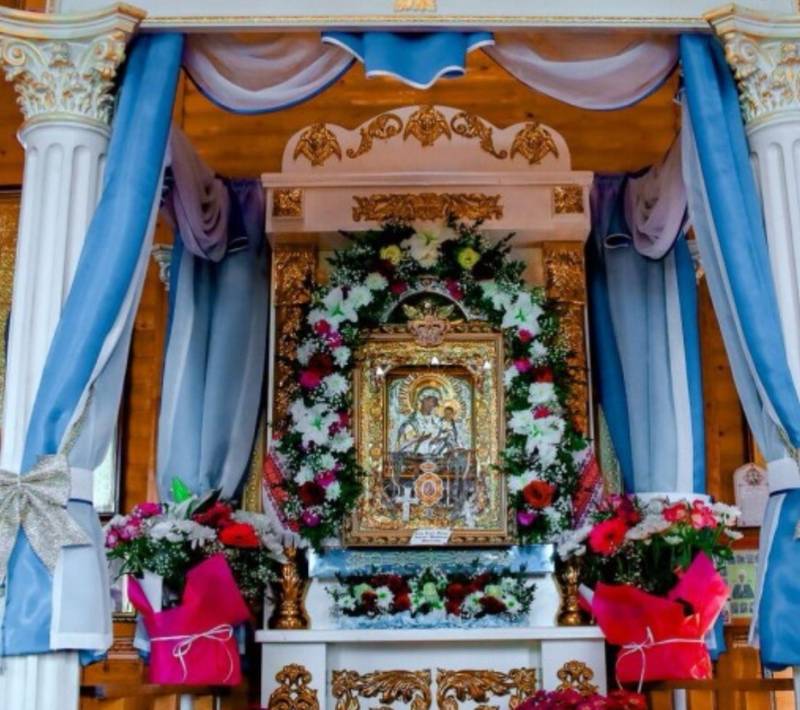 Ікону яка мироточить привезуть до Вінниці