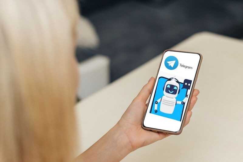 Втратила понад 60 тисяч гривень, намагаючись отримати довідку з банку в Telegram