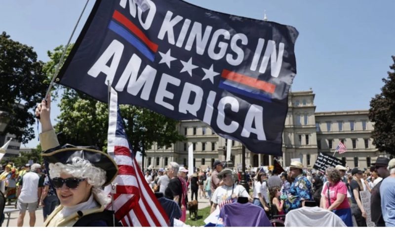 У США – масові протести проти Трампа