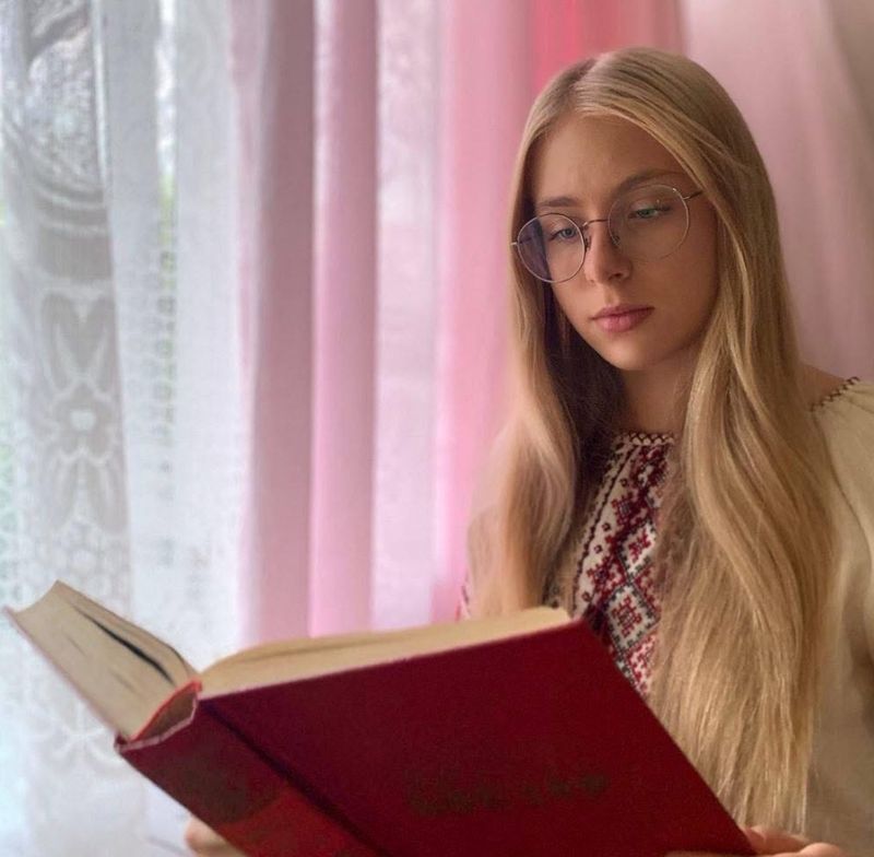 Настя загинула вчора разом із мамою