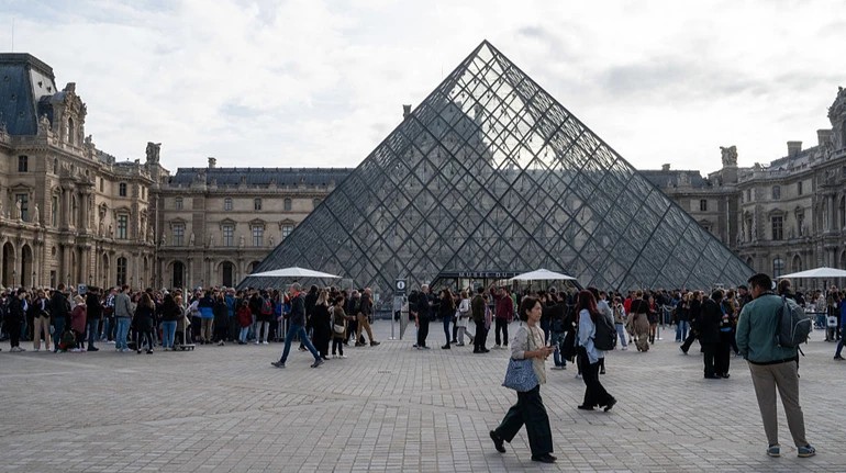 Затримали можливих обкрадачів Лувру