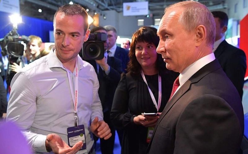 Сліди з Лувру ведуть до Москви