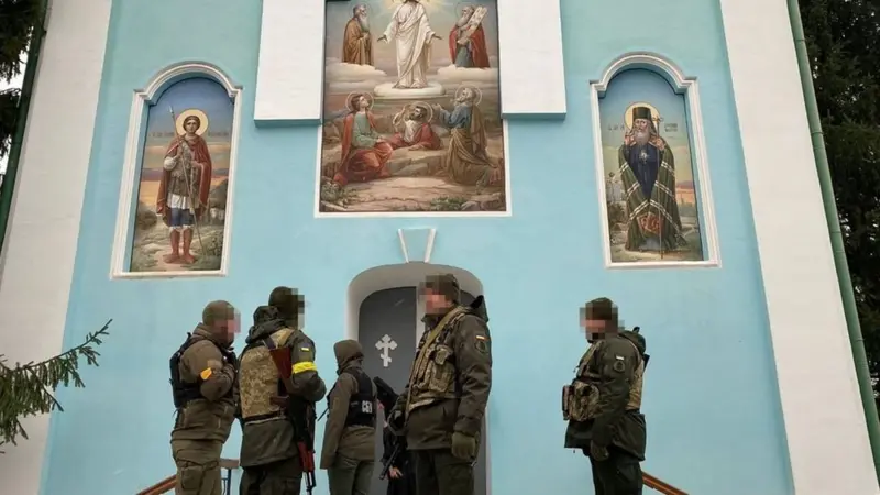 Четверо представників духовенства УПЦ МП – рад санкція. Серед них «перший козачий, який скоріше нагадує наругу над словом козак