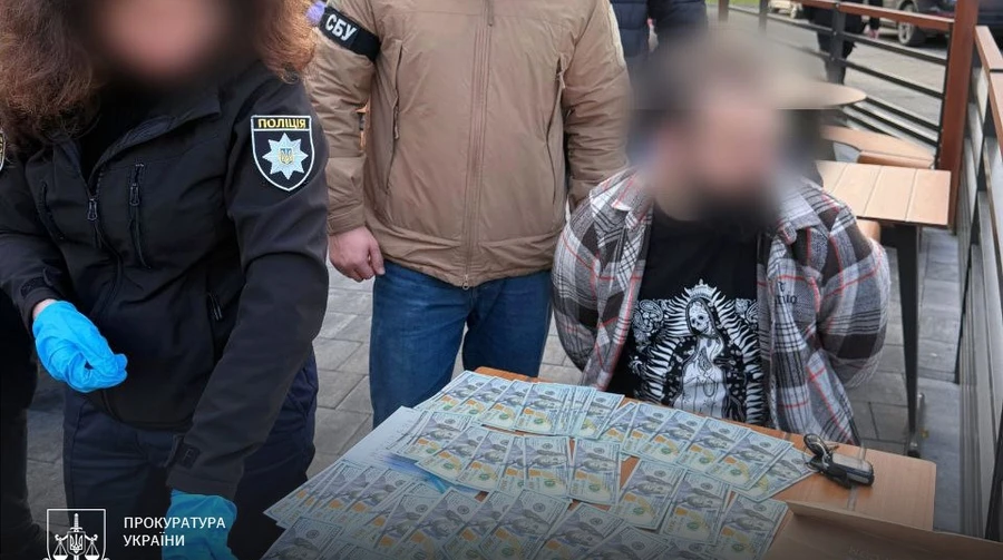 Підполковник Міноборони пропонував чоловікам “трансфер” до Румунії