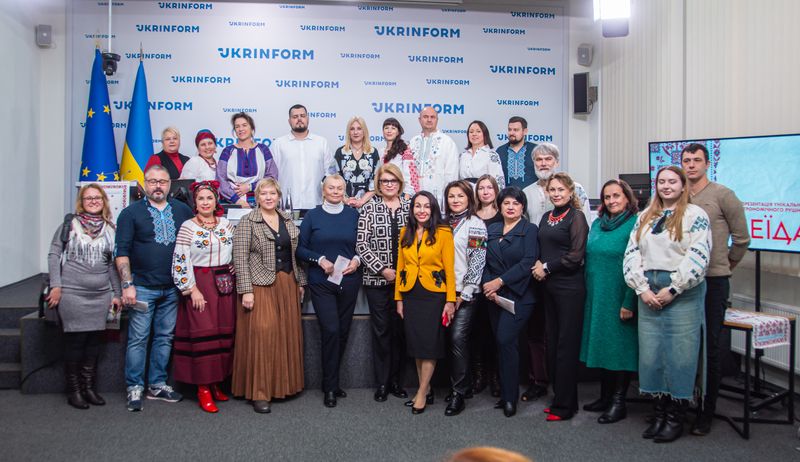 В Україні презентували унікальний гастрономічний рушник «ЕНЕЇДА»