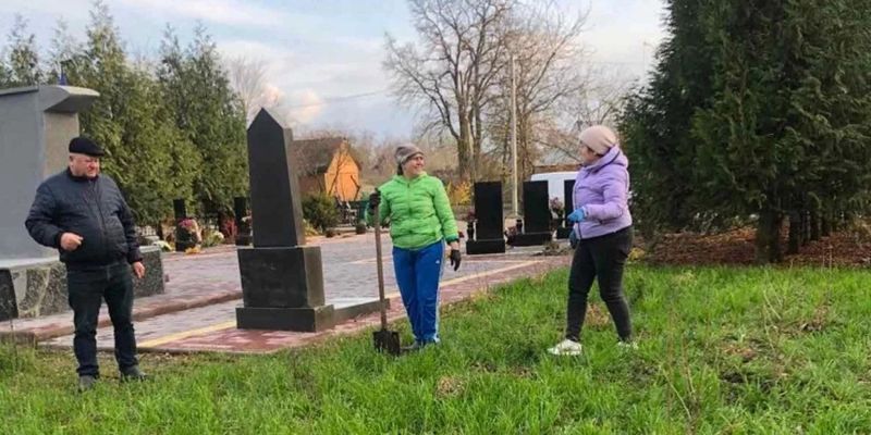 Калинову алею на честь полеглих воїнів висадили на Вінниччині