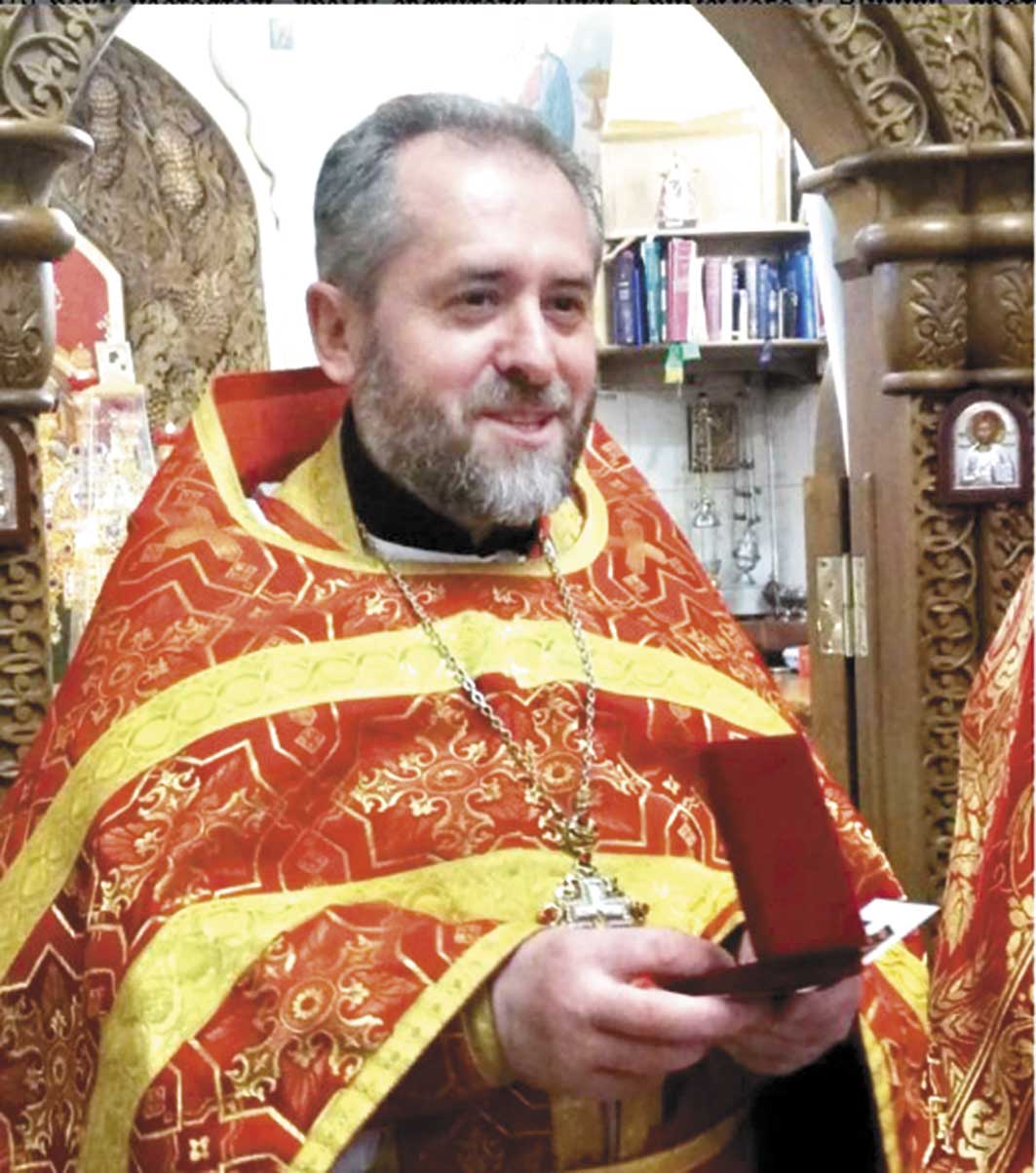 Священник імперських орденів: як протоієрей Володимир Тютенко з Вінниці відбілює ідеологію «русского мира»