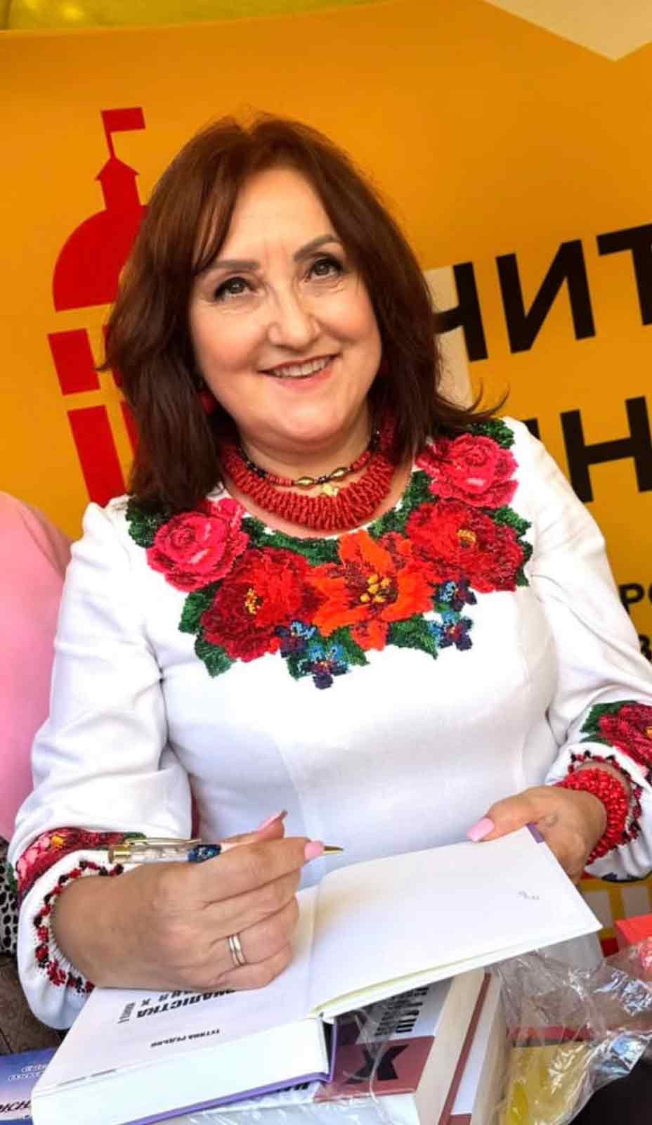 Класик української поезії Ніна Гнатюк: За 12 років на посаді заступника голови Спілки письменників України я таких прекрасних книг, як у письменниці і журналістки Тетяни Редько, не зустріла