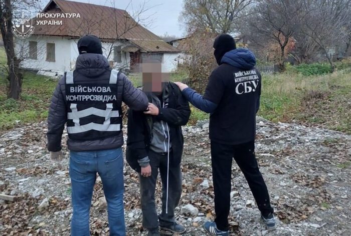 Знімав роботу бойової авіації