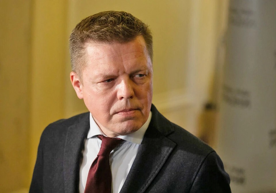 Схема дуже примітивна, але хто їм віддав на відкуп Енергоатом?