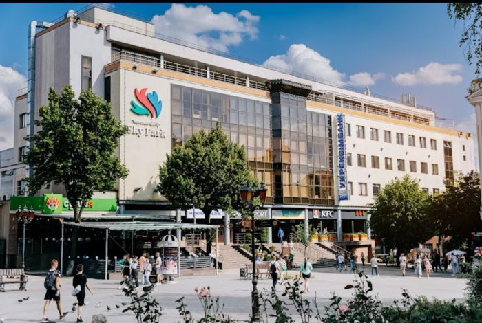 Інвестиційний фонд купує торговий центр Sky Park у Вінниці за більше мільярда гривень – це рекордна сума