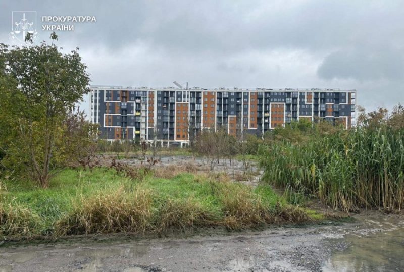 Правоохоронці відреагували на маштабне забруднення земельної ділянки на Вінниччині