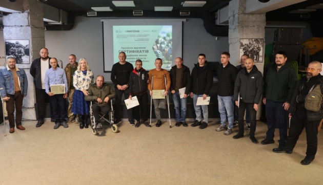 Ще 37 родин ветеранів на Вінниччині отримали кошти на придбання житла