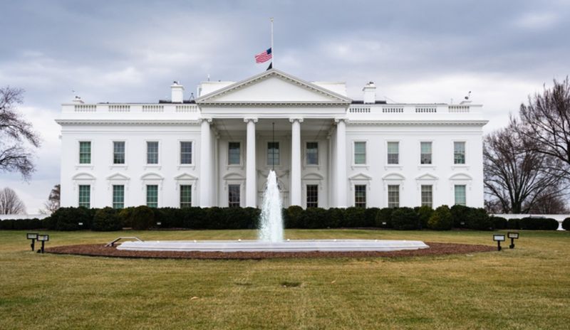 У Білому домі повʼязані з РПЦ лобісти поскаржаться на “утиски церкви” в Україні