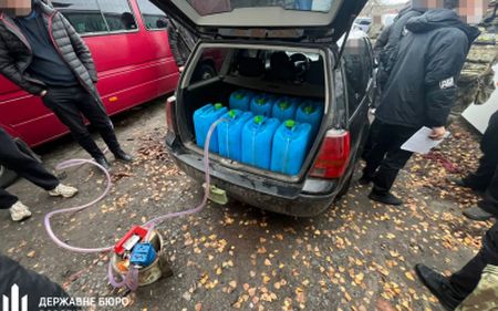 Військові розкрадали дизпаливо, призначене для фронту