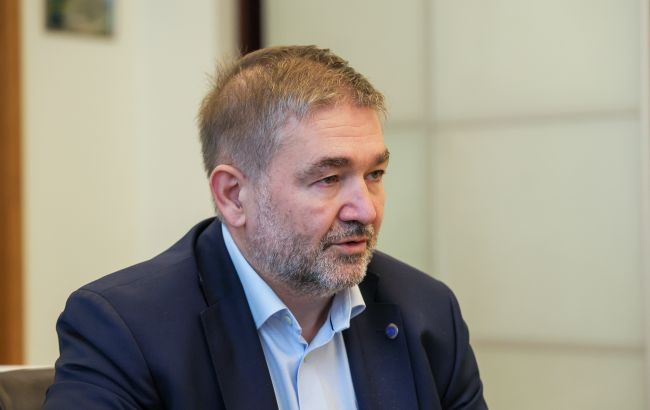 Будемо без світла по 10-12 годин?