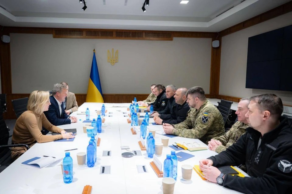 Буданов, Гнатов і Умєров обговорили “мирний план” з американською делегацією