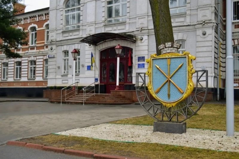 Середня зарплата в Хмельницькому зросте до 28 тисяч