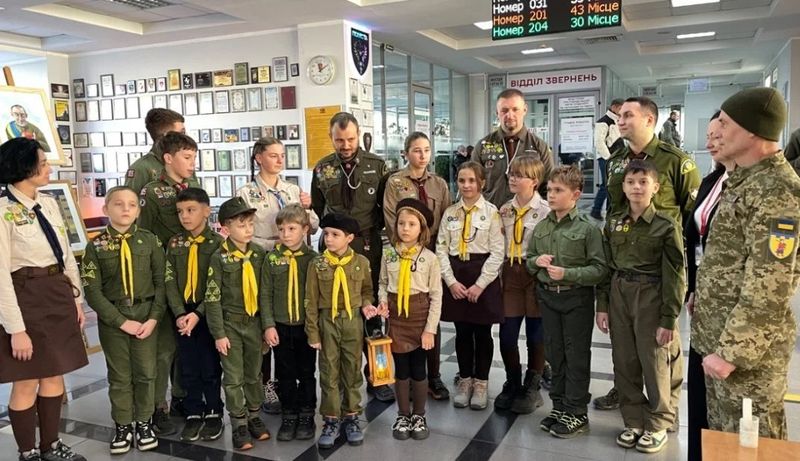 У міськраді Вінниці запалили Вифлеємський вогонь Миру