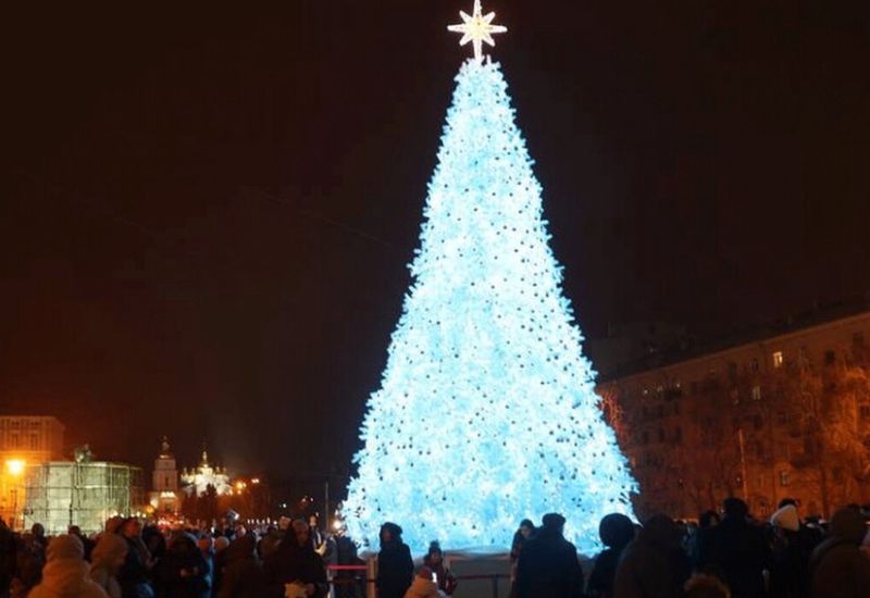 Де в Україні встановлюватимуть головні новорічні ялинки?