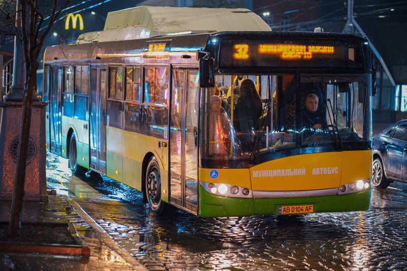 У Вінниці на маршрути №32 і №5 вийшли ще два автобуси Solaris