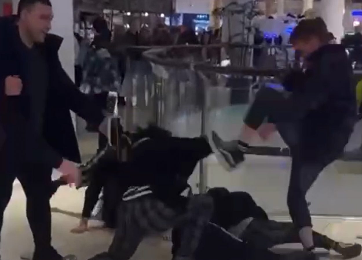 Група молодиків у Вінниці напала на хлопця з макіяжем