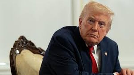 Трамп оголосив небо над Венесуелою “повністю закритим”, це може передувати нападу