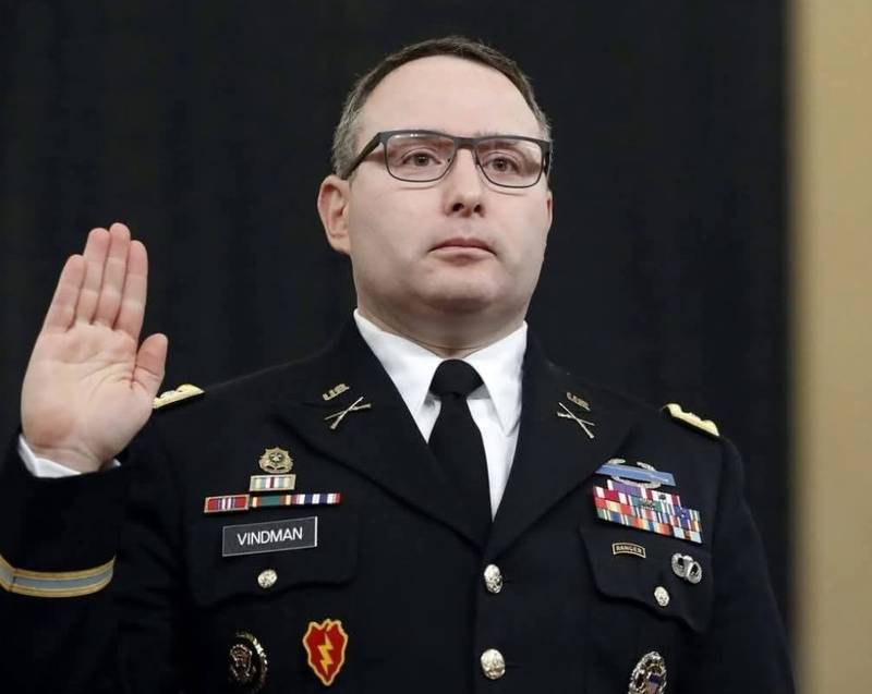 Це фото-героя України. Так-так, це не описка – це Американсько-український єврей, якого я вважаю героєм Олександр Віндман