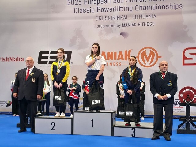 Виборола срібло на чемпіонаті Європи з паверліфтингу