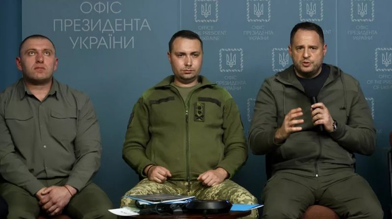 За тиждень до звільнення Єрмак добивався відставки Малюка